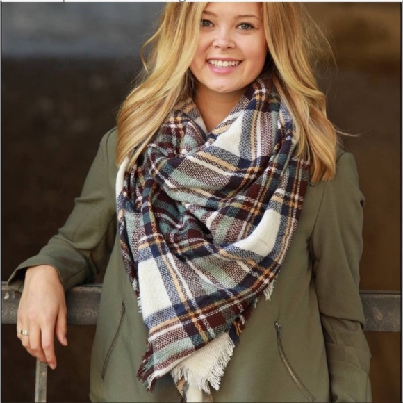 Accessories - HP!🎉 Woodland Blend Blanket Scarf